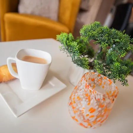 O'sea View Apartment *